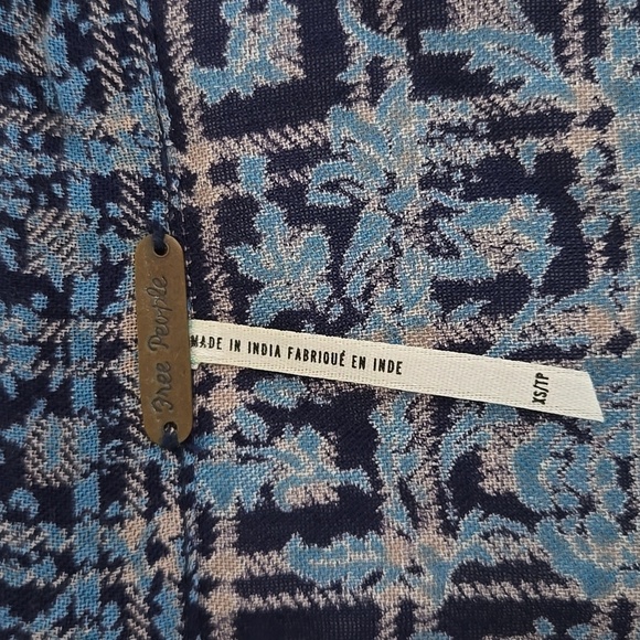 Free People Caravan Printed Blue Tunic Shirt Dize XS - Picture 7 of 9